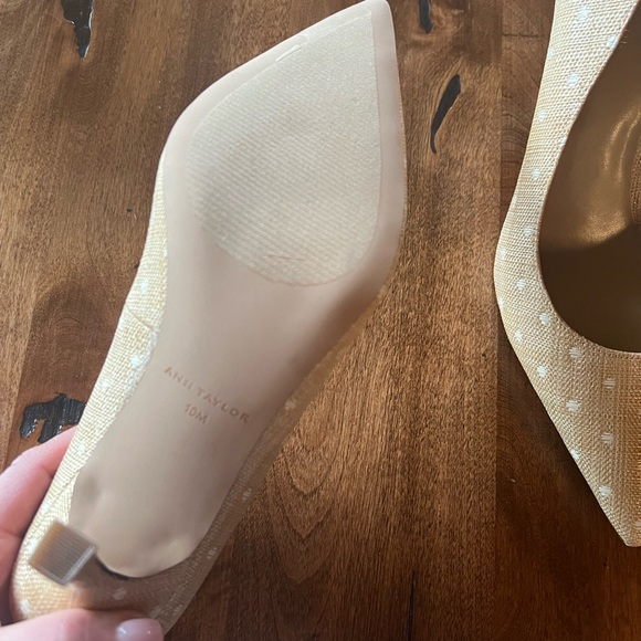 Ann Taylor pump - Picture 6 of 6